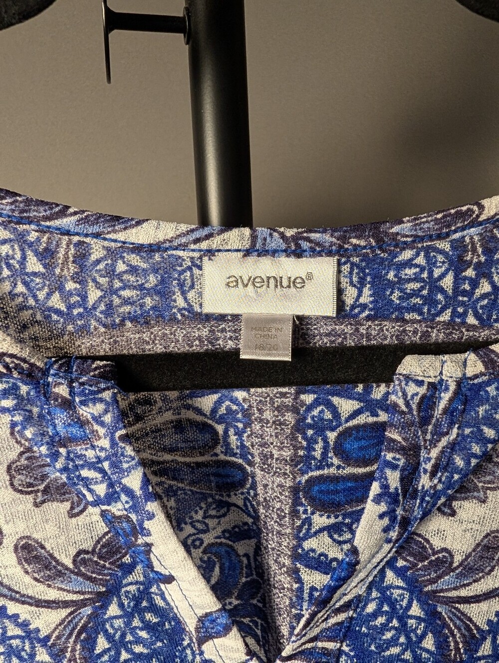 Avenue Blue Paisley Floral Flowy Dolman Tunic Top 18/20 A268 - Picture 4 of 9